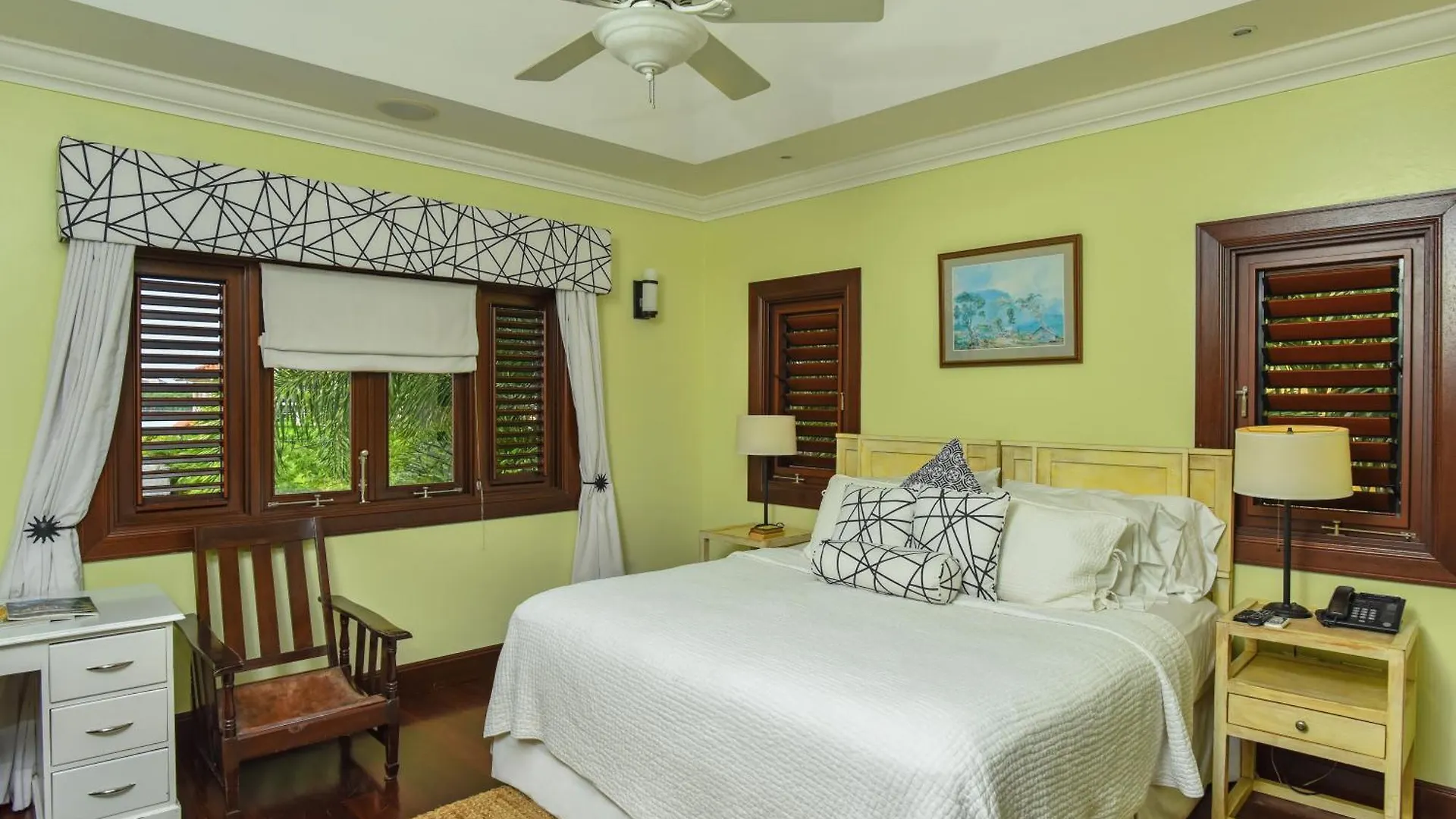 Afimi Beach House Montego Bay 4Br Beachfront Villa 0*,  Jamaica